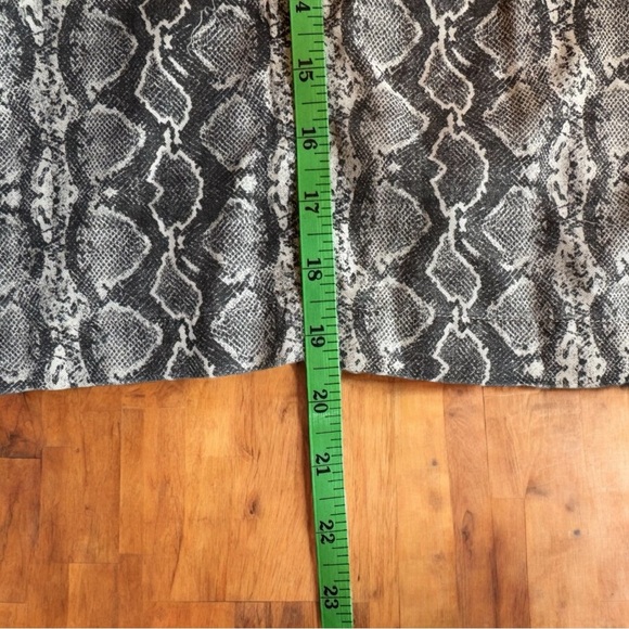 BLANKNYC Snakeskin Print Moto Jacket - Medium - Picture 11 of 14